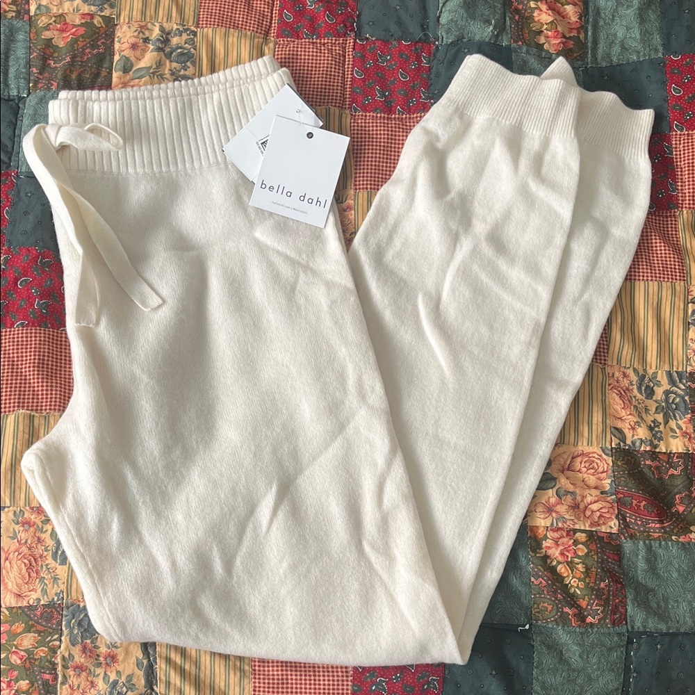 BELLA DAHL - NWT Cashmere Joggers - Ivory